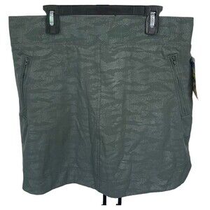 Orvis Travel Skort‎ Size Small Green Camo Embossed Print